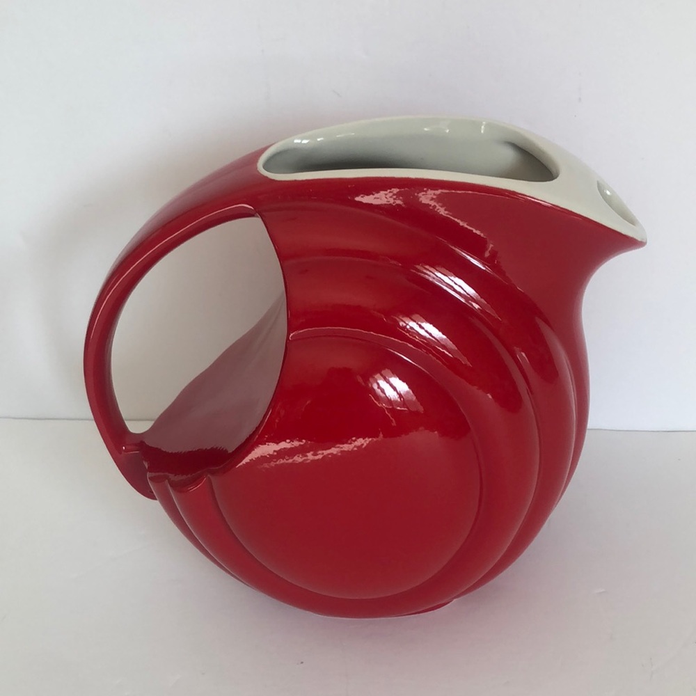 Vintage Hall Red Art Deco Streamline Disc Pitcher 1338